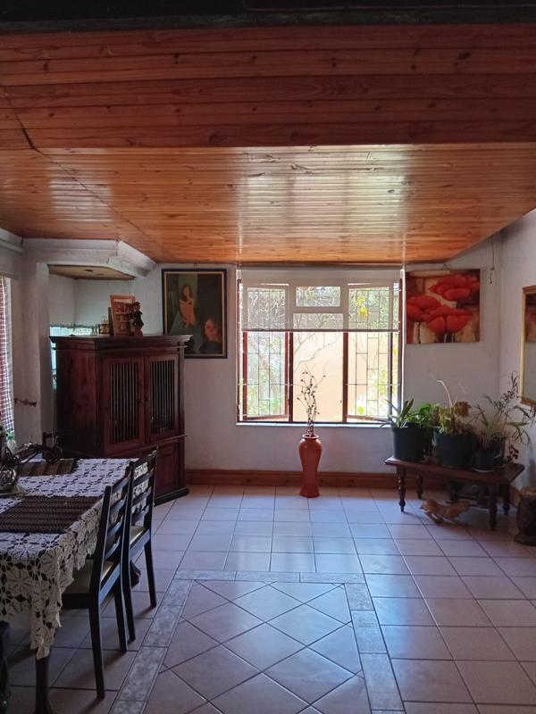 3 Bedroom Property for Sale in Kenwyn Western Cape